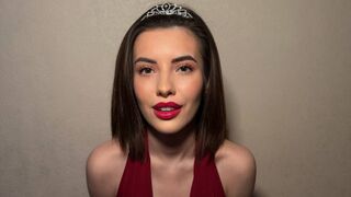 Free Nude BellaSavage