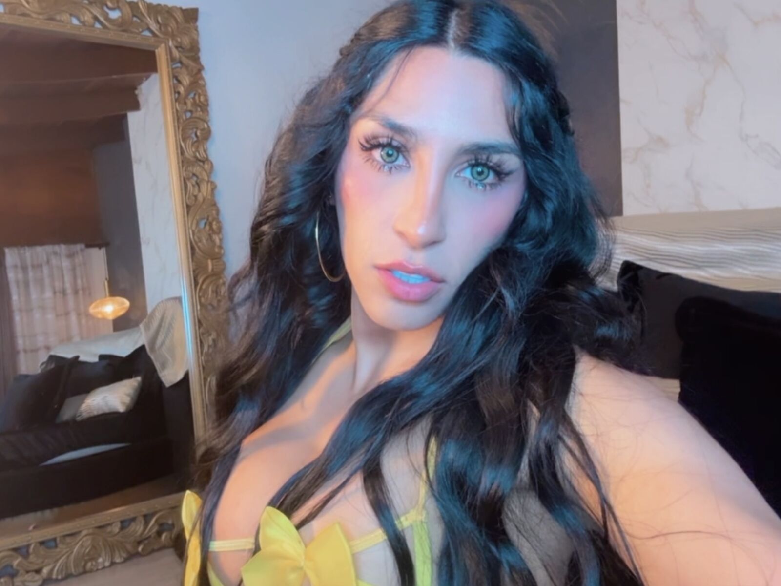 Live cam for ReginaFereiraa