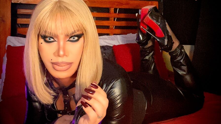 Watch VictoriaVille live on Sex Zoom