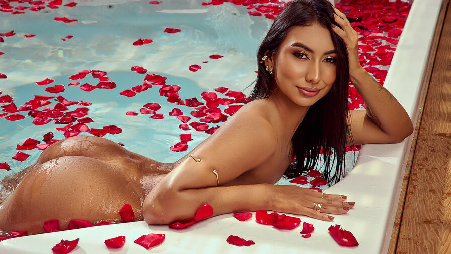 BellaHurst's live cam