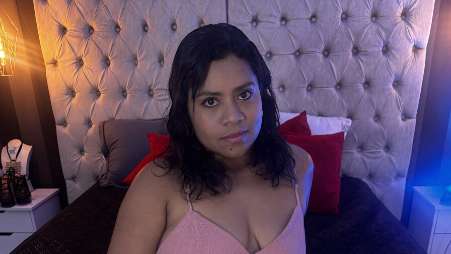 Live Sex Chat with RoseaAmbar