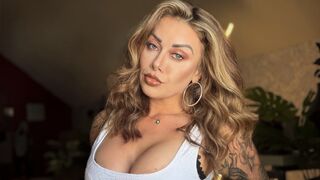 LexiBoo premium girl cam session