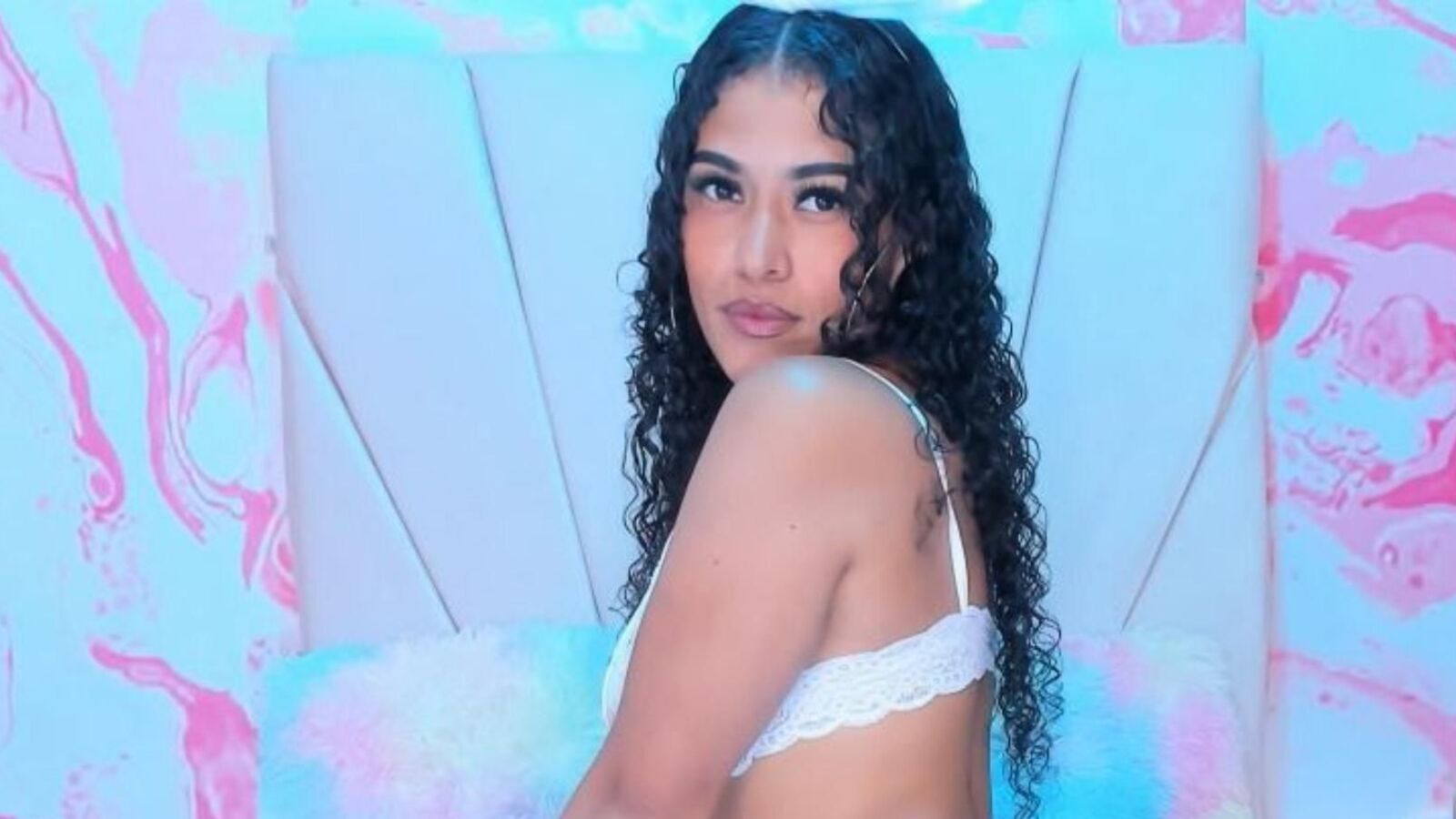 VictoriaSeul erotic portrait