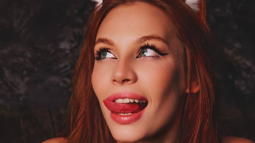 KelliKirasti Live Sex Chat at City Lanz
