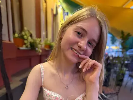 Chat with NormaBrougham