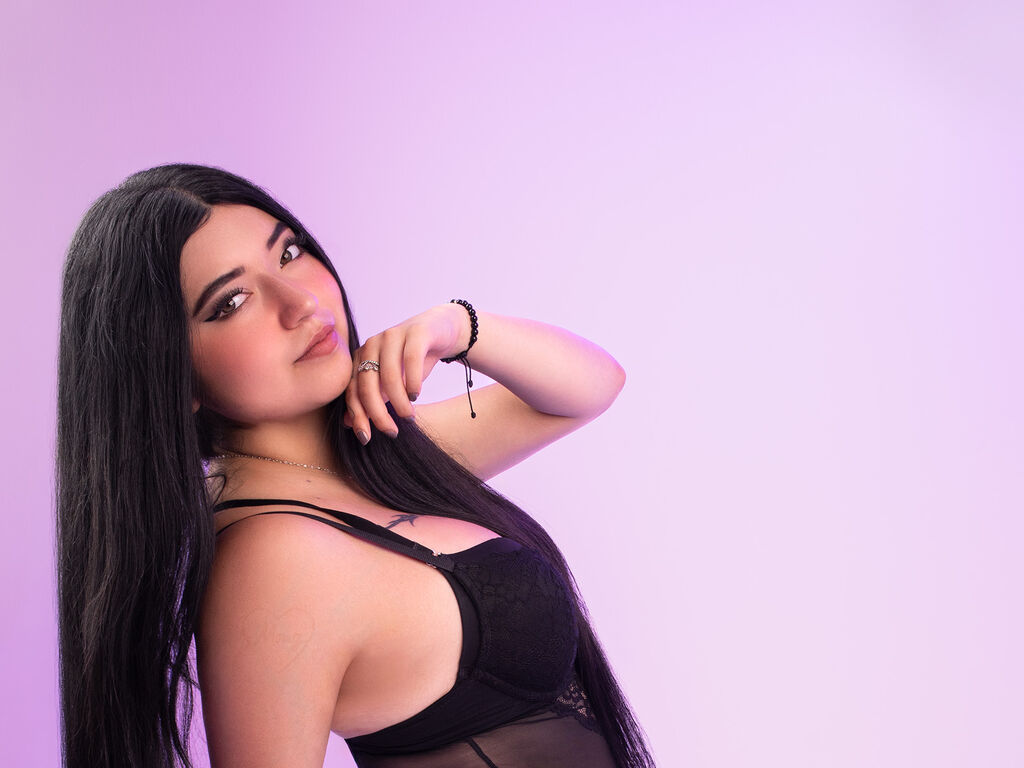AriaLunex webcam model profile image