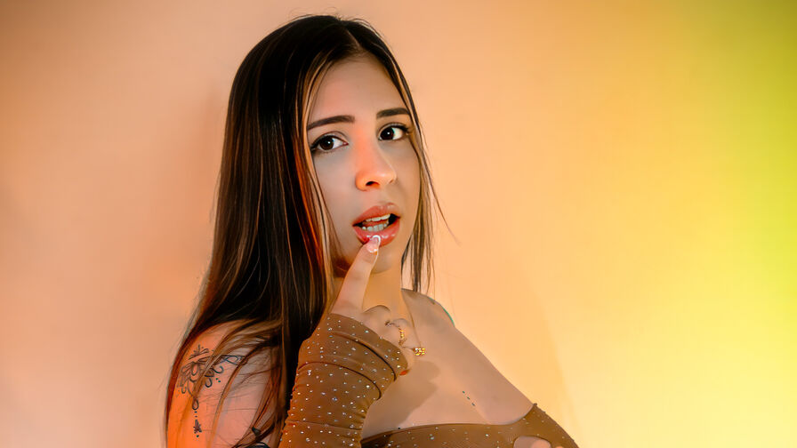 VIP Live Sex Chat with ArabellaRossee