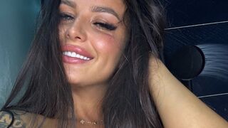 SabrinaKrystal Live Webcam on LiveJasmin