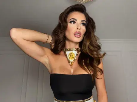 Chat with MetishaOwen