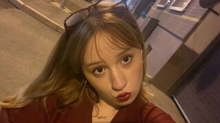 MayaFoxe free chat webcam girl
