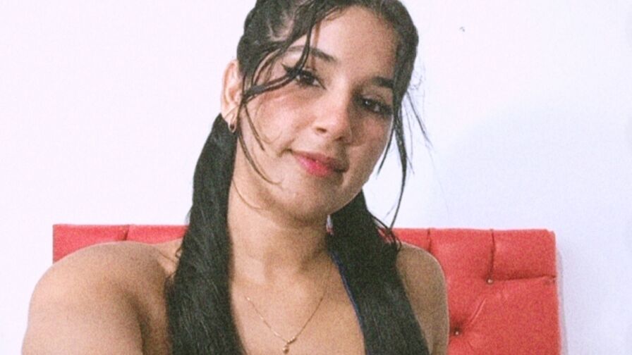 VIP Live Sex Chat with SofiMaxwe