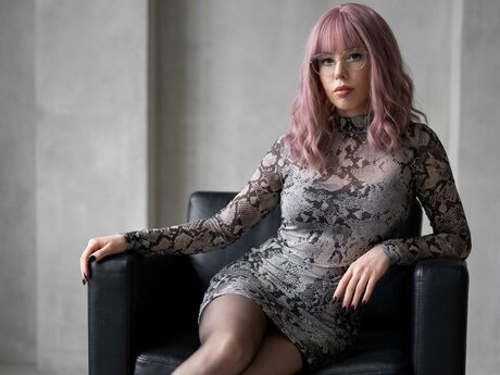 Chat with AliceShelby