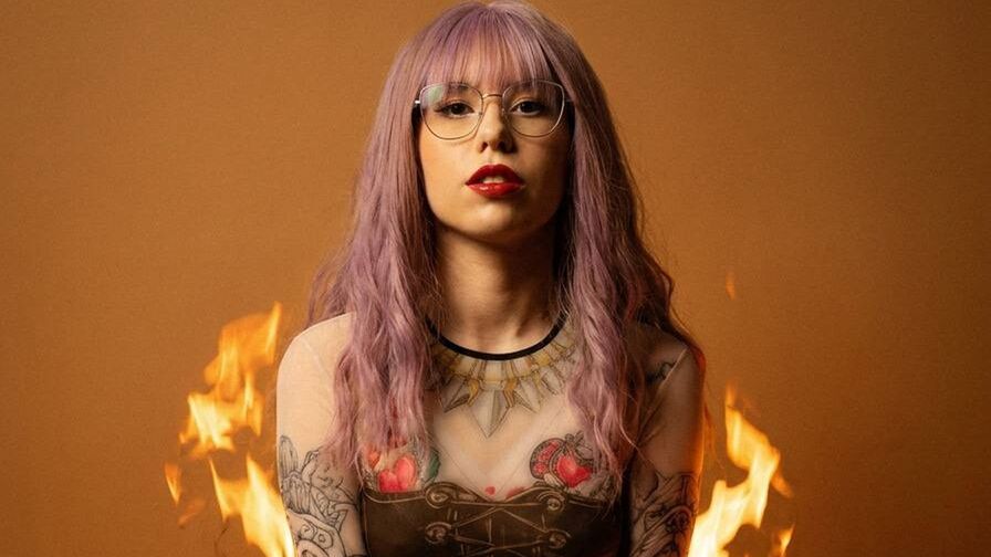 Watch AliceShelby live on shemalefreeporn.net