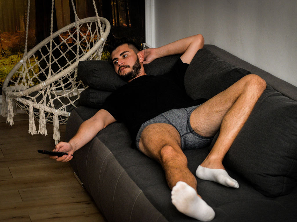 MikeDimitrov's live cam