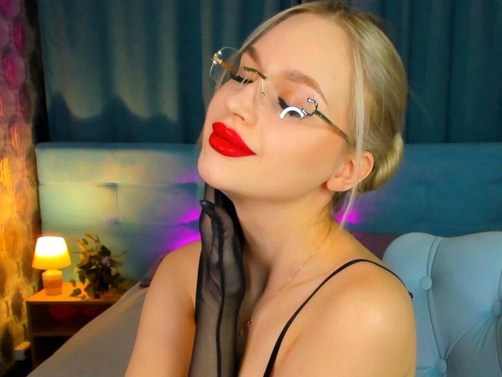 CarollWalker from Web Night Cam
