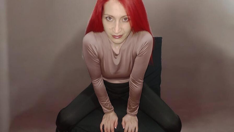 Watch AlexiaJanes live on Sex Zoom