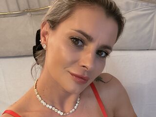 AnishaBee Camgirls live