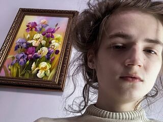 EllyGrowLive Webcam