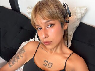 KyaraHernandes Live sex teen