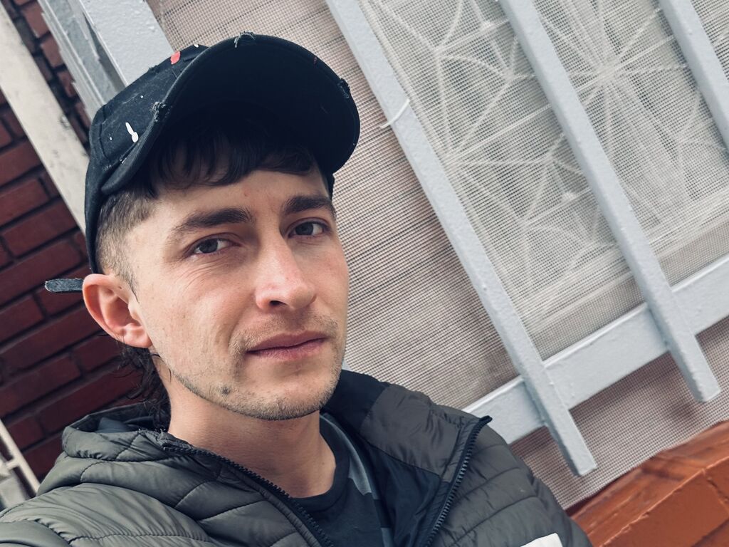 EvansAlex Nackt
