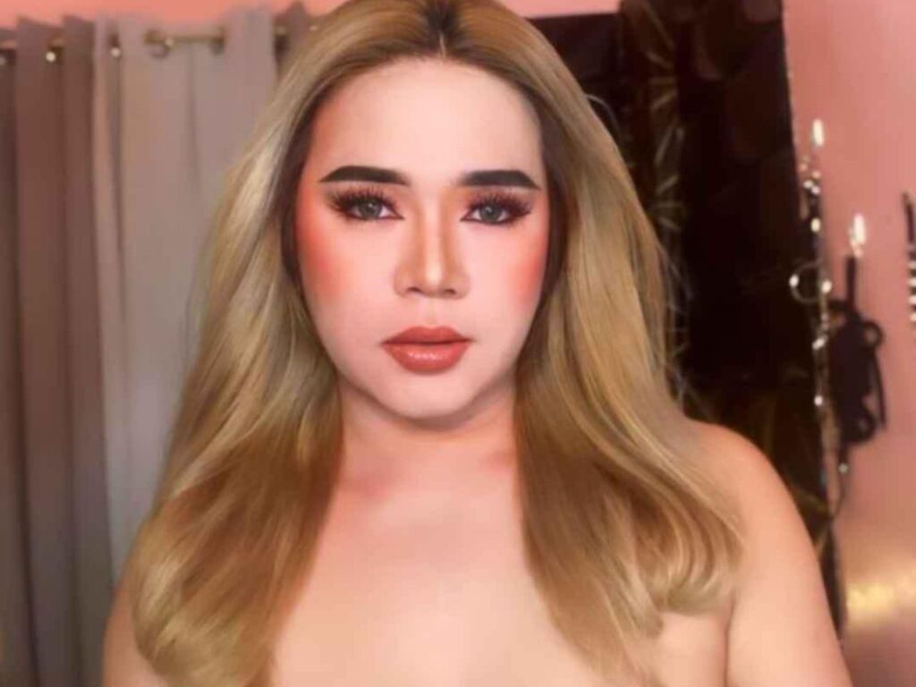 PaulaRobinzon Nude