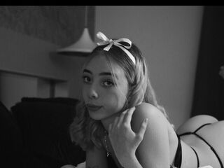 EmilyDoll Sex cam private