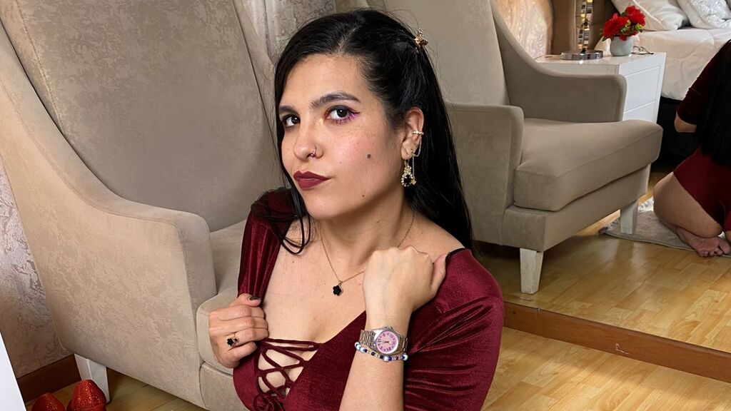 LorenaRuibi live cam model at LiveJasmin