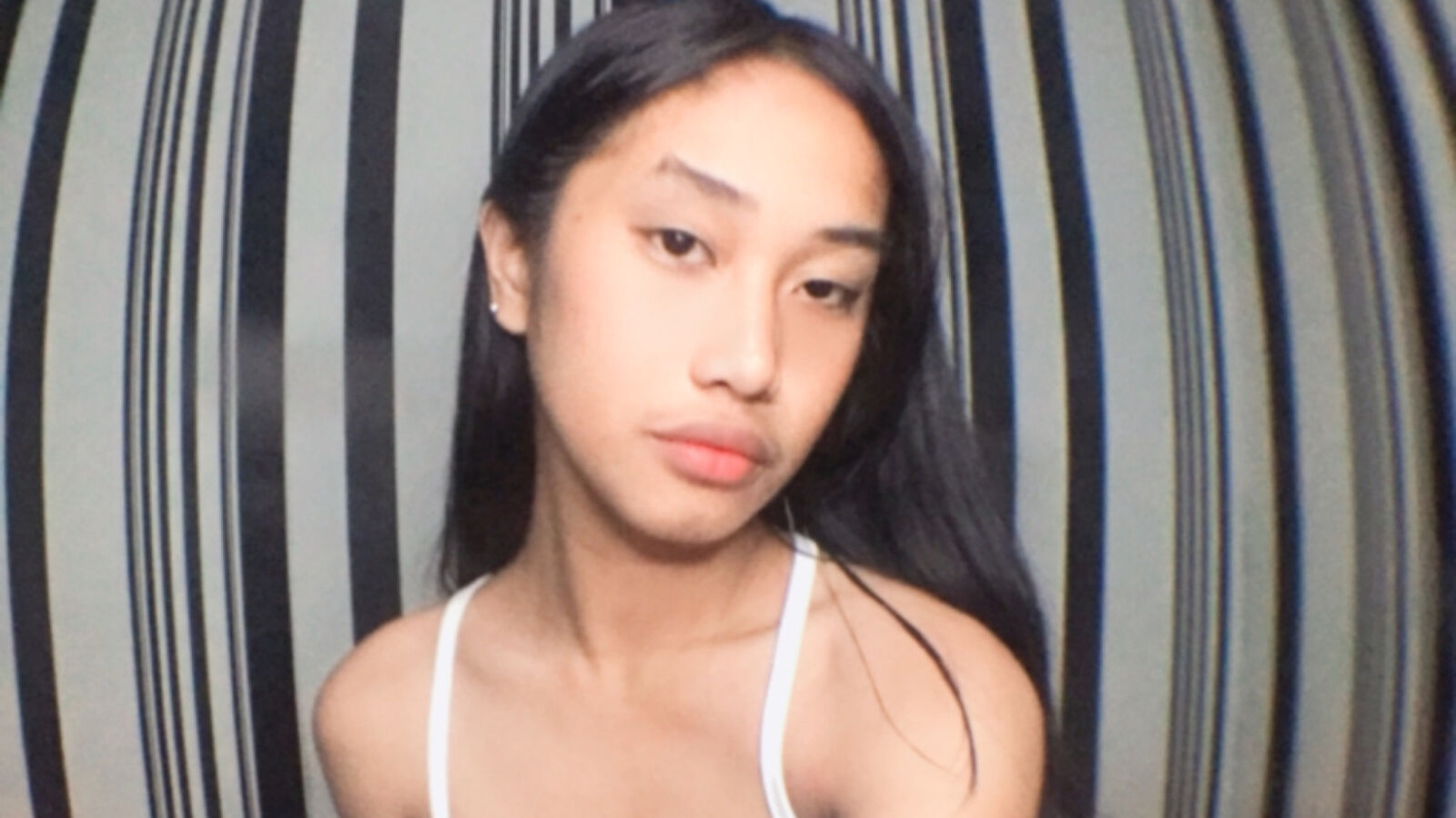 ZoeyChavez erotic portrait