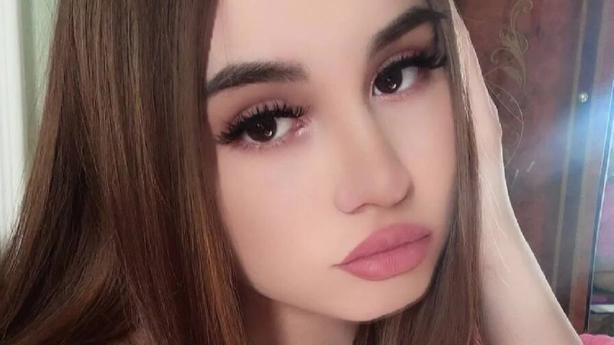 Free Live Sex Chat With EmaCosta