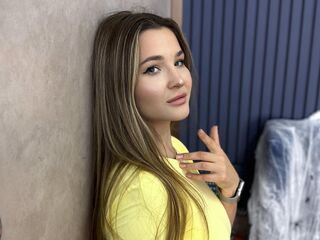 LinaSinner Porn Show