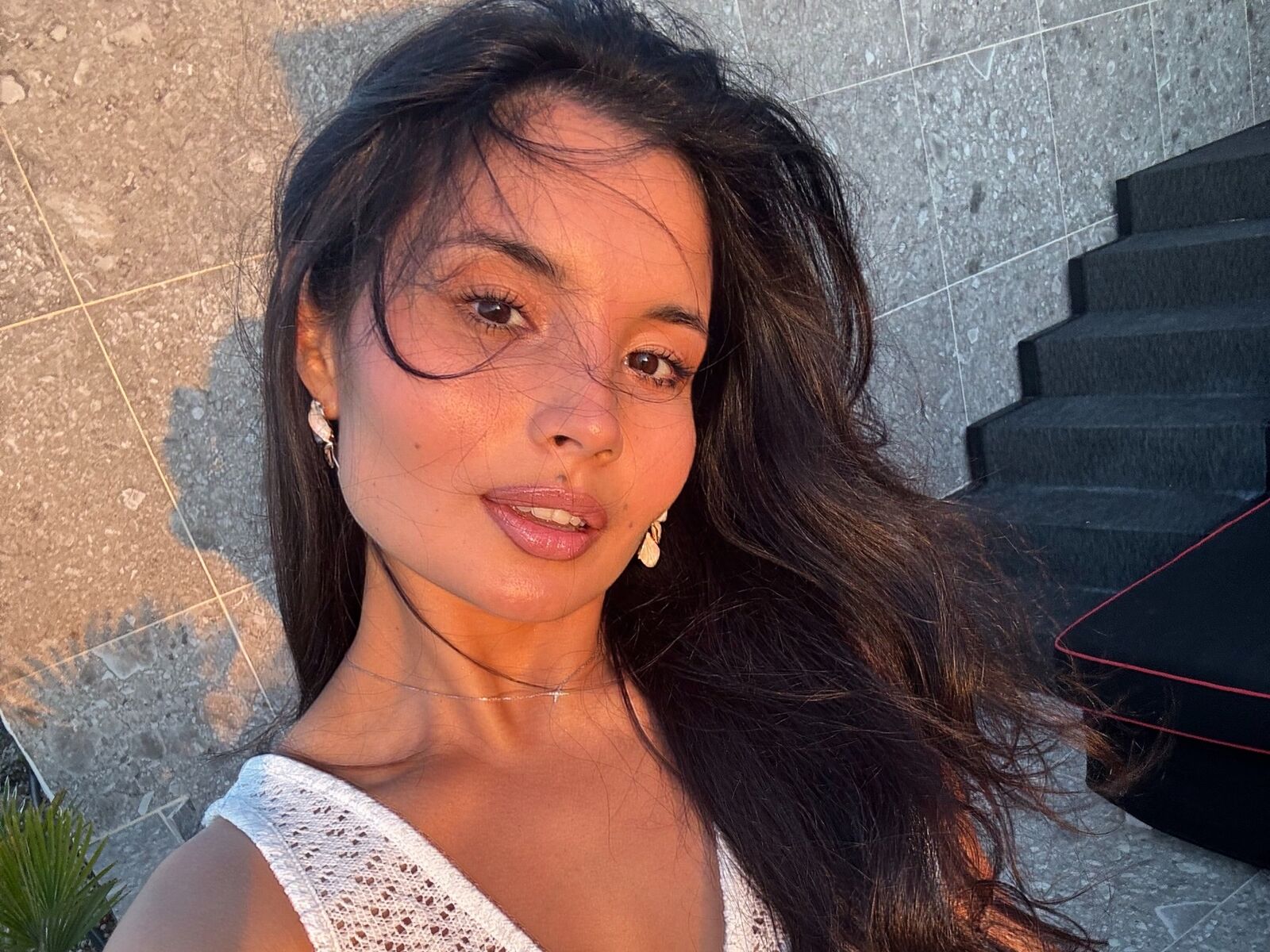 Live cam for ErikaBytler
