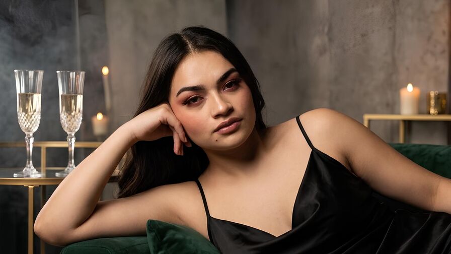 Free Live Sex Chat With IvannaVelvet