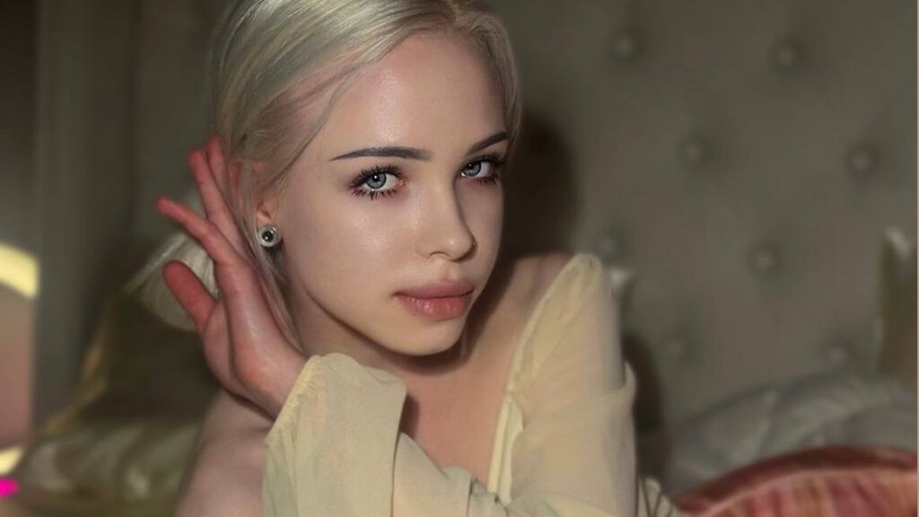 IrisAll Live Chat on LiveJasmin