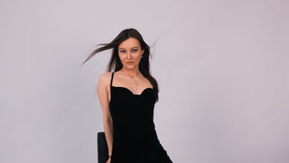 Free Nude AliceMellin