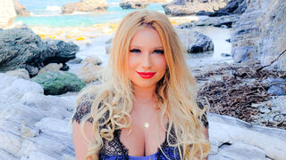 SelenaSelin similar private cam profile