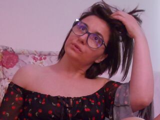 SophieLou Porn Show