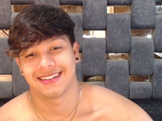 KevinThobias - LiveJasmin Teen Deepthroat Dildo Boy 