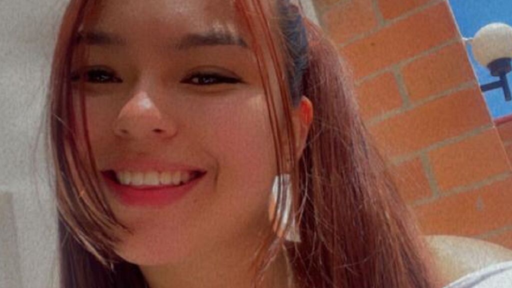  online at GirlsOfJasmin