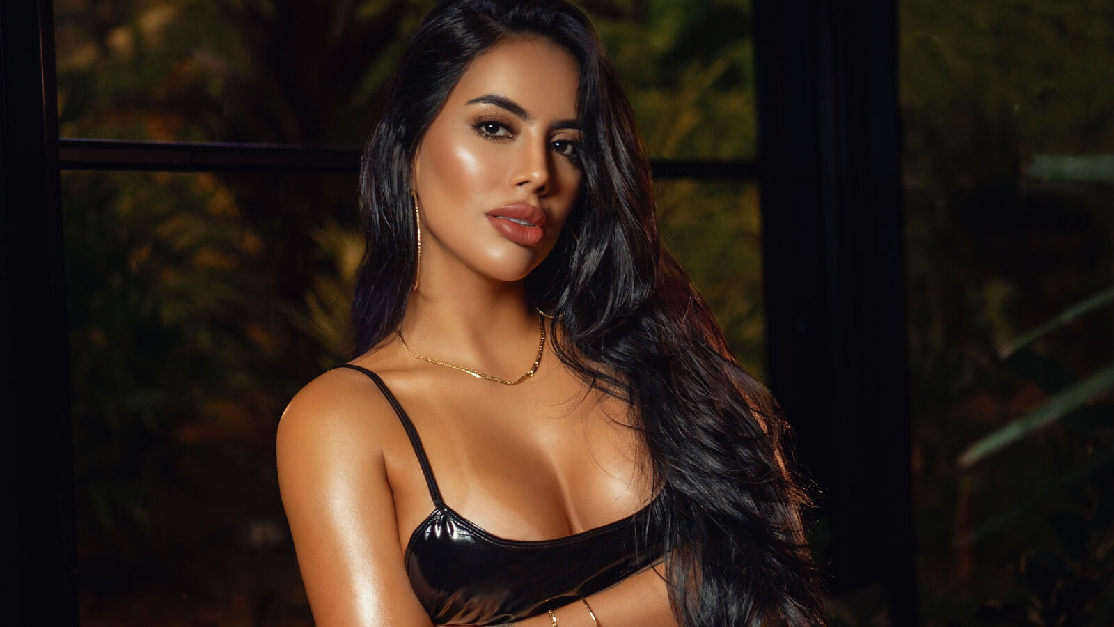 AnnyRoug erotic portrait