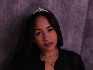 NicolleMari live cam