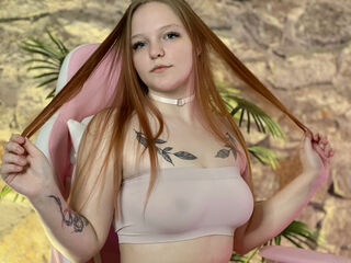 Dancing, Oil, Smoke cigarette, Footsex, Snapshot, Joi, Twerk

