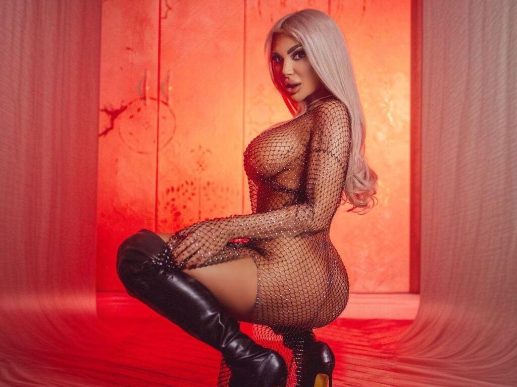 Kym Nude