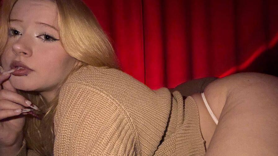 Live Porn Chat with LennieLukasik