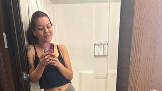 EllaValentina similar private cam profile