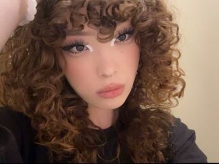 YangConnie YangConnie