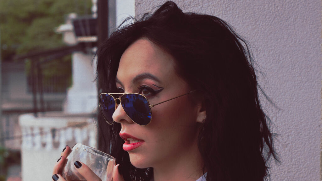 Profile and Statistics for AnneGagner on LiveJasmin