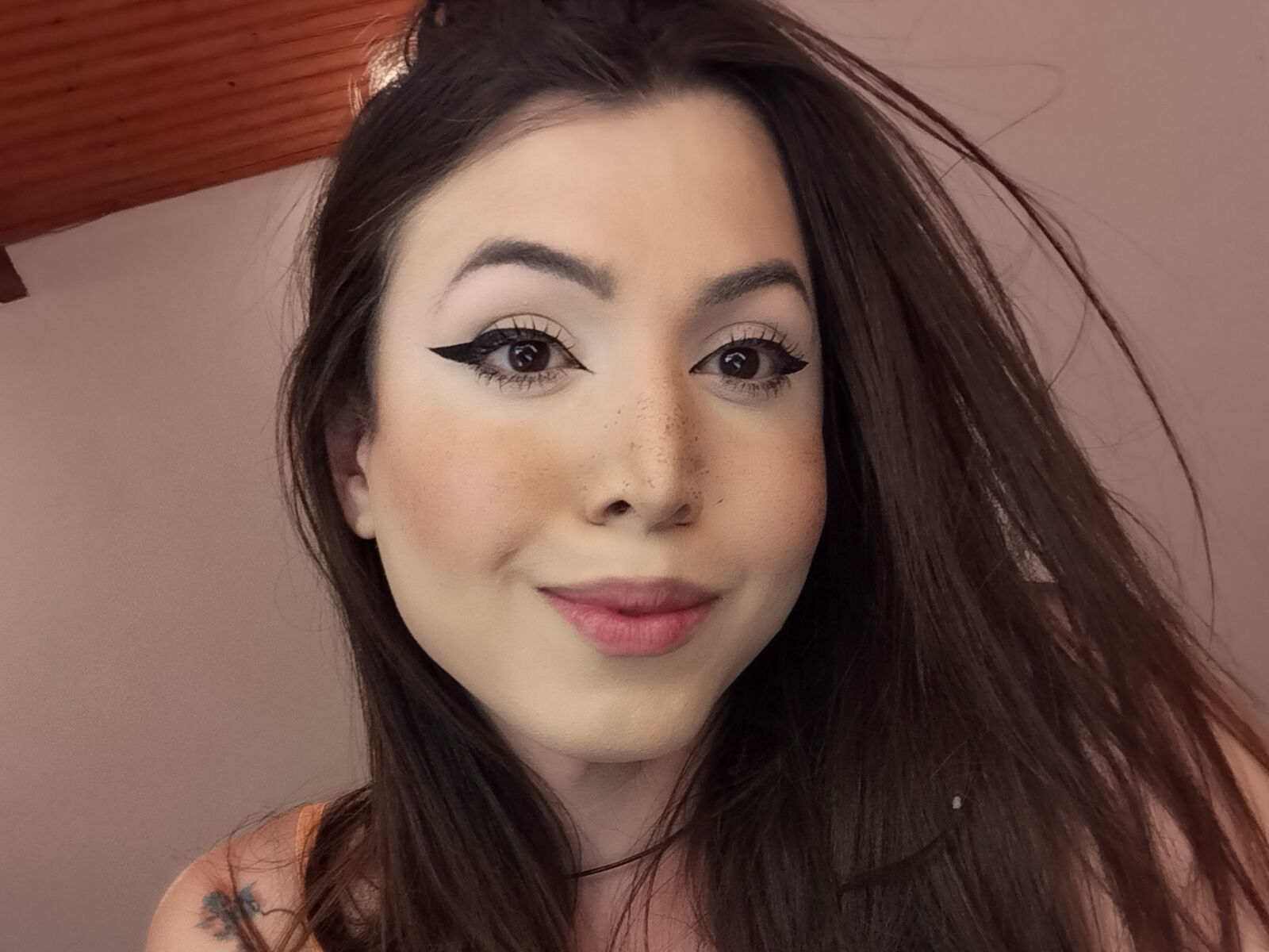 Live cam for SophieCristal