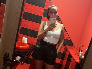 BeatriceAgnes Latina live cam models