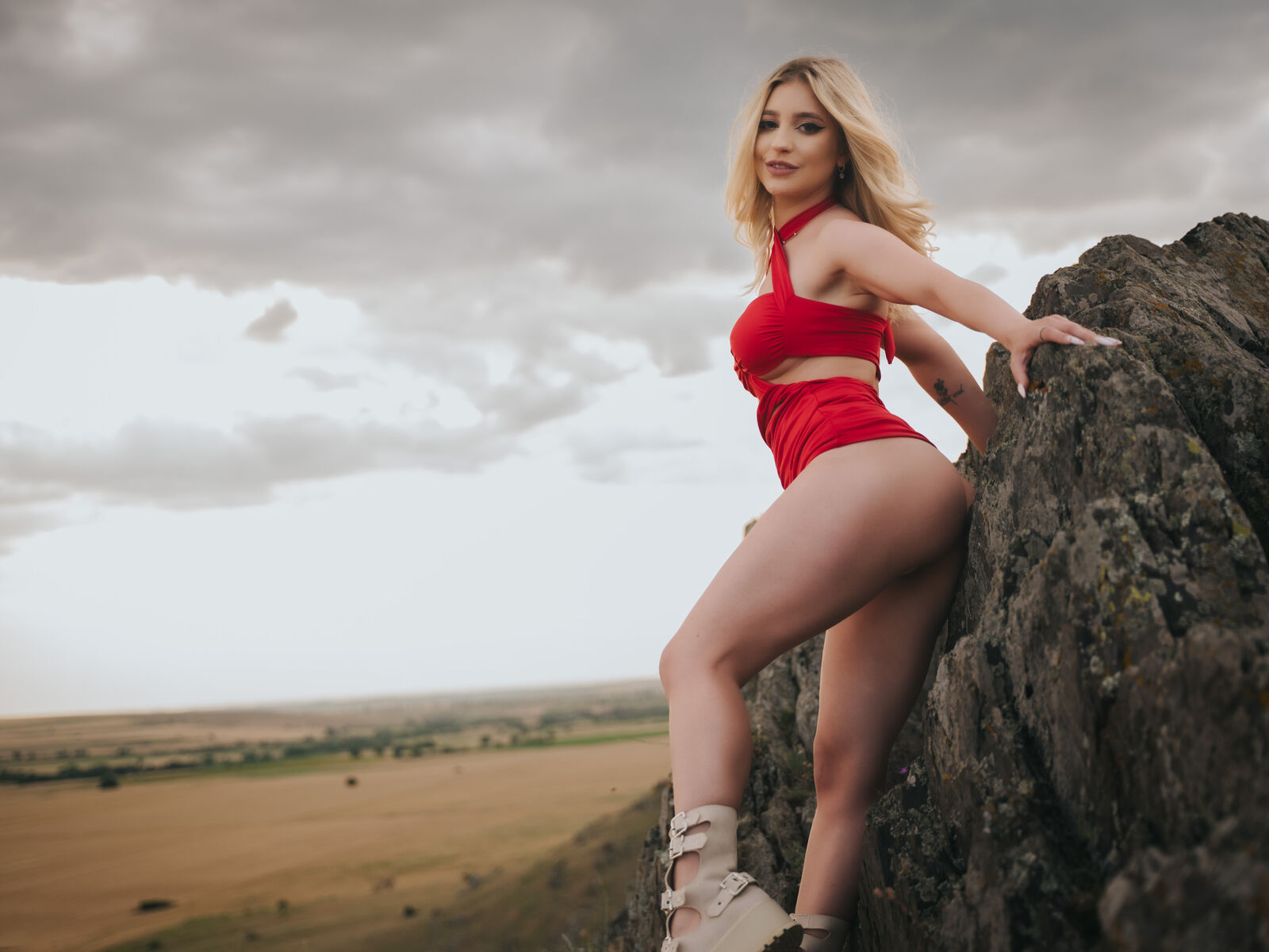 Live cam for IvyNoir