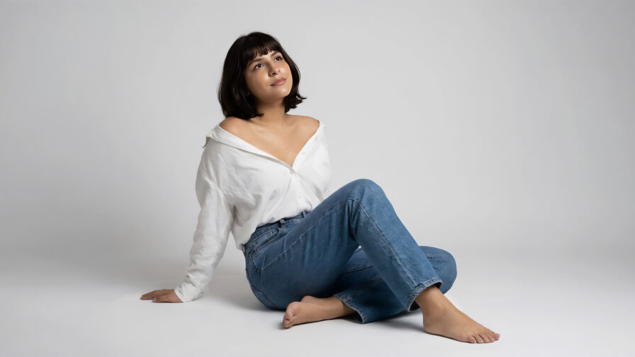Live Sex Chat with AddisonAlba